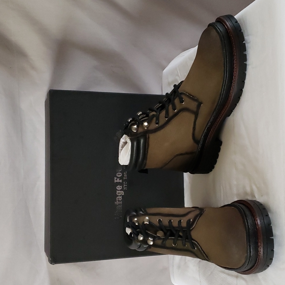 NEW Vintage Foundry Brock Suede Lace-Up Boot